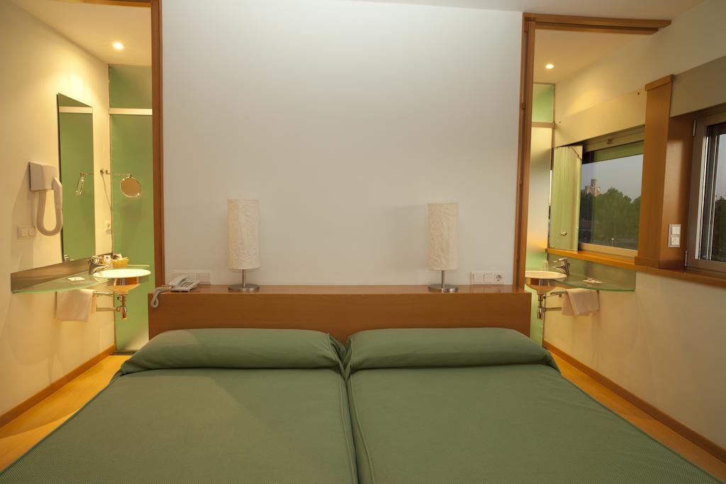 Hotel Los Rosales Almansa Zimmer foto
