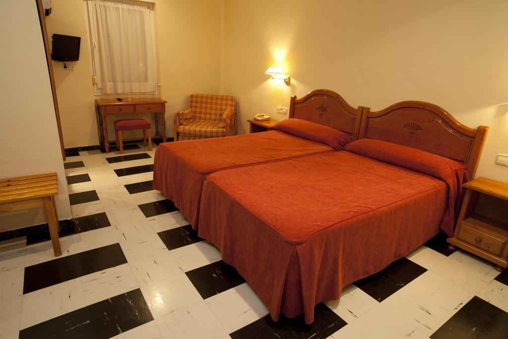 Hotel Los Rosales Almansa Zimmer foto